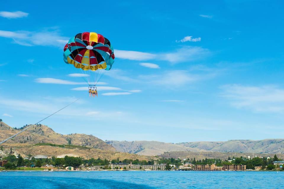 Next To Lake, Pool, 10 Acre Park, 1 Mile To Town, Best Prices Chelan Eksteriør bilde